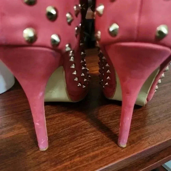 Studded red Peep toe booties.  Size 10 - Picture 10 of 11